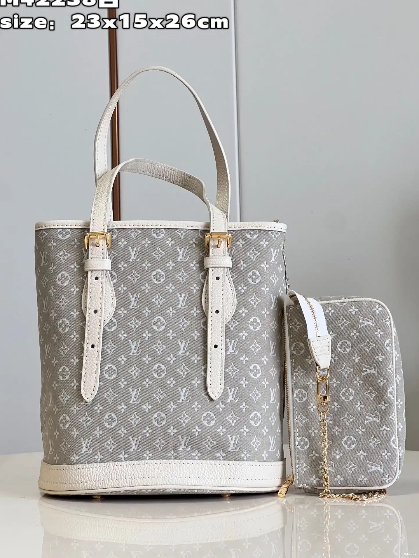 NANO VUITTON LOUIS BUCKET 0704